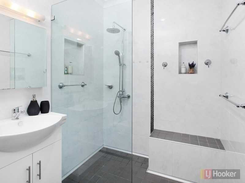 155 Fitzwilliam Road, Toongabbie NSW 2146