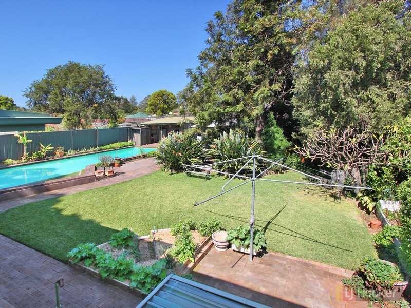 155 Fitzwilliam Road, Toongabbie NSW 2146