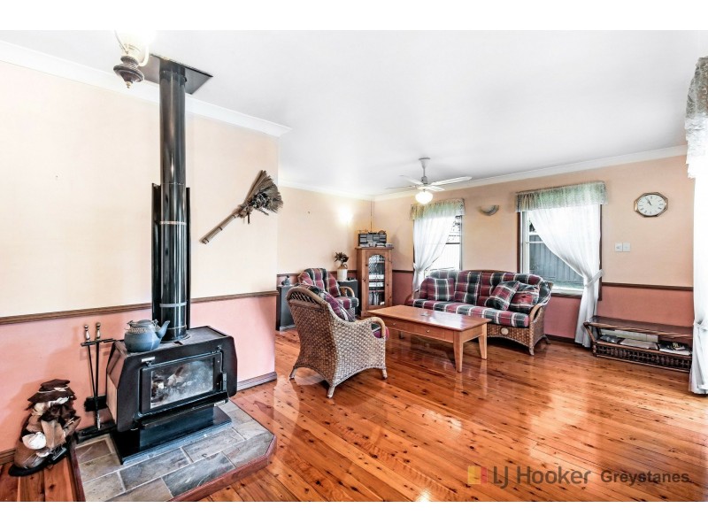 38 Dennis Street, Greystanes NSW 2145