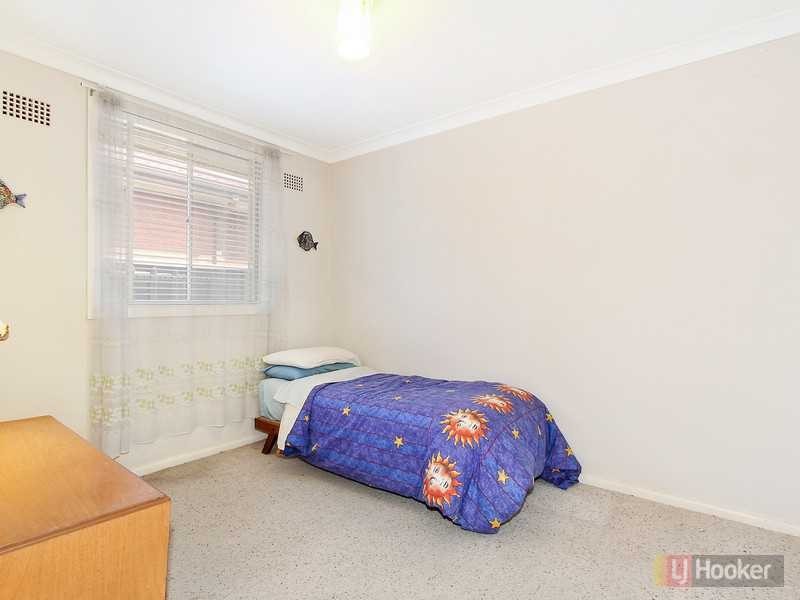 12 Lance Crescent, Greystanes NSW 2145