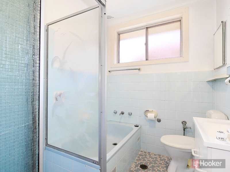 12 Lance Crescent, Greystanes NSW 2145