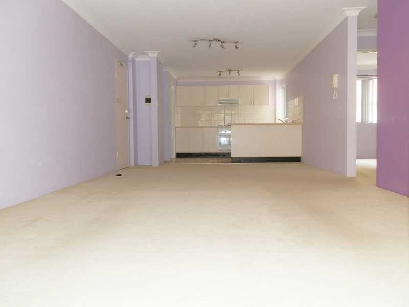 13/111 Lane St, Wentworthville NSW 2145