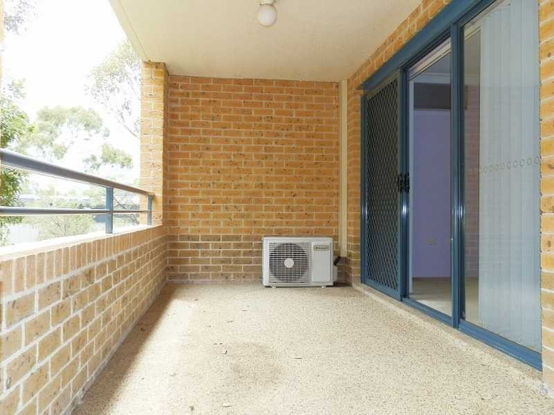 13/111 Lane St, Wentworthville NSW 2145