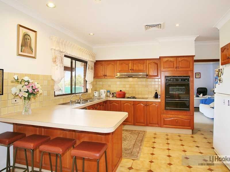 42 Eldridge Road, Greystanes NSW 2145