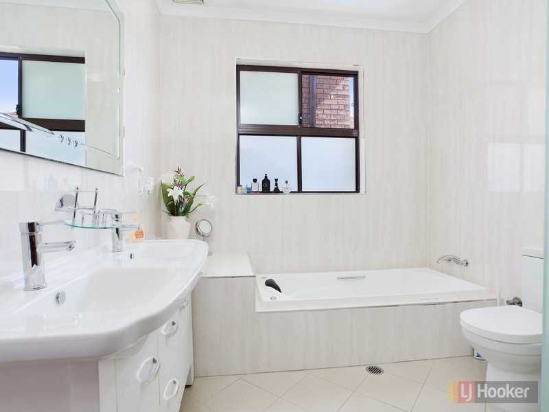 10 Victor Street, Greystanes NSW 2145