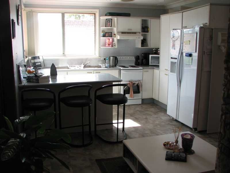 10 Grevillea Crescent, Greystanes NSW 2145