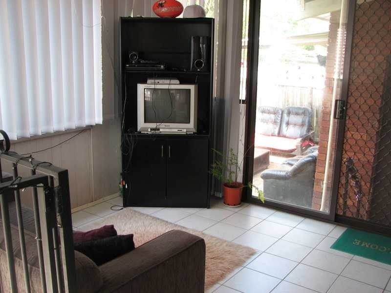 10 Grevillea Crescent, Greystanes NSW 2145