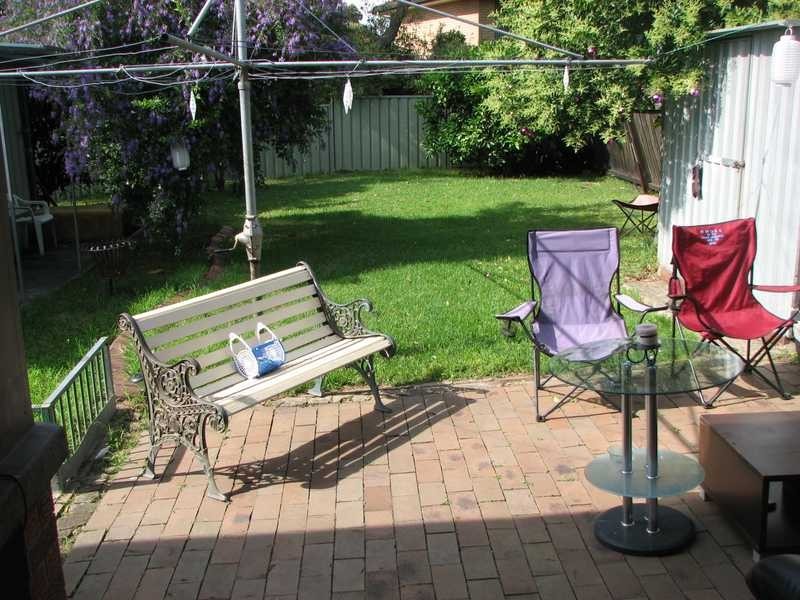 10 Grevillea Crescent, Greystanes NSW 2145