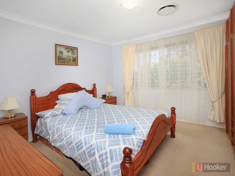 10 Wayne Crescent, Greystanes NSW 2145