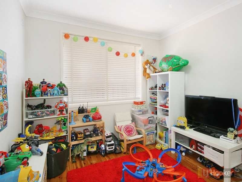 16 Percy Street, Greystanes NSW 2145