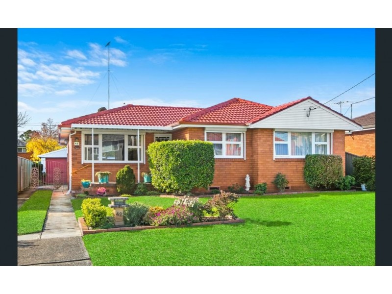 42 RUNYON AVENUE, Greystanes NSW 2145