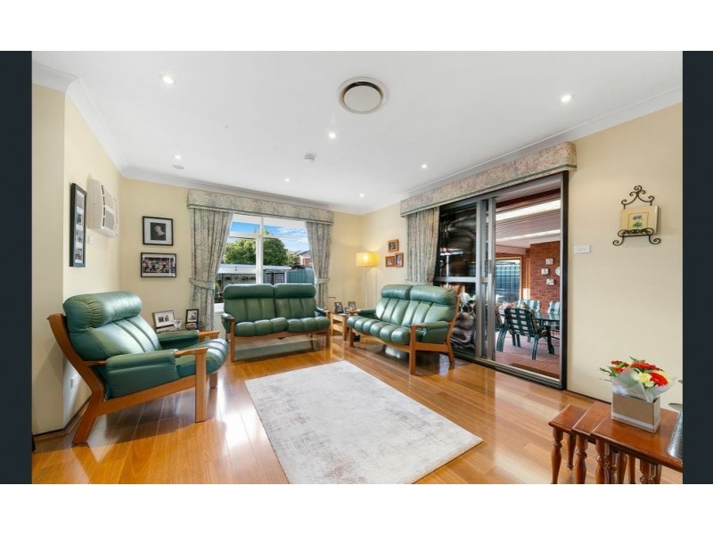 42 RUNYON AVENUE, Greystanes NSW 2145