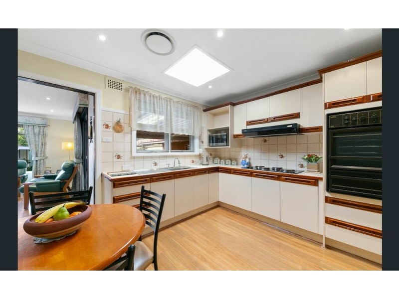 42 RUNYON AVENUE, Greystanes NSW 2145