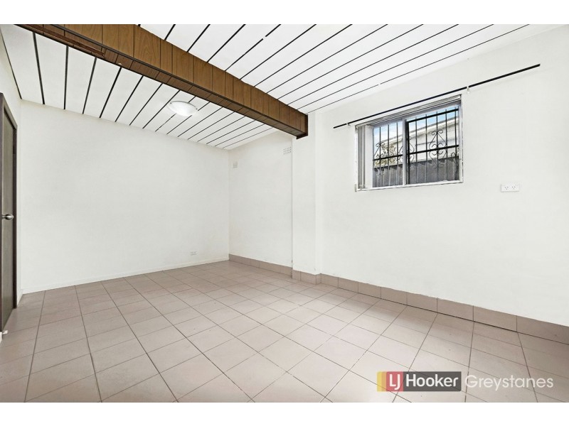820 MERRYLANDS ROAD, Greystanes NSW 2145