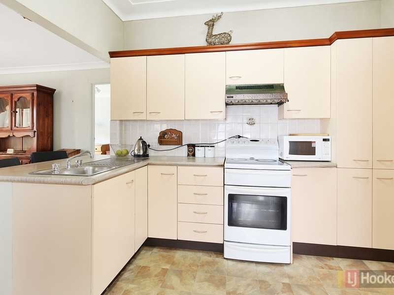 25 Targo Road, Pendle Hill NSW 2145