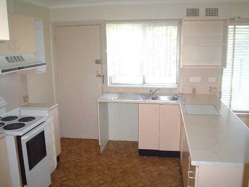 11 Sedgman St, Greystanes NSW 2145