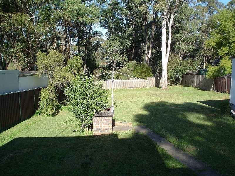 11 Sedgman St, Greystanes NSW 2145