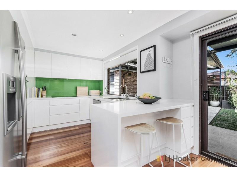 61 Sandra Street, Woodpark NSW 2164