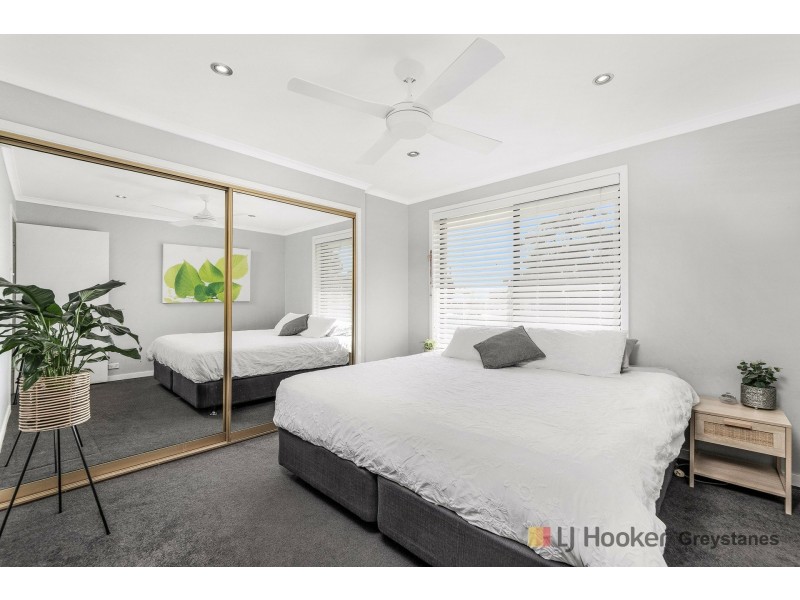 61 Sandra Street, Woodpark NSW 2164