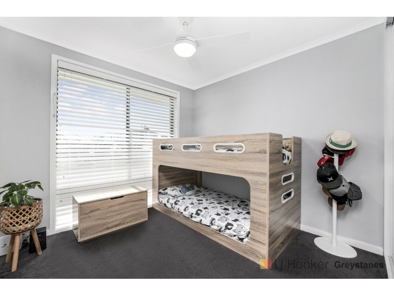 61 Sandra Street, Woodpark NSW 2164