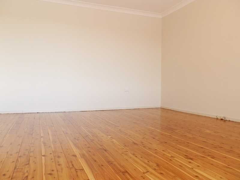 28 Virgil St, Greystanes NSW 2145