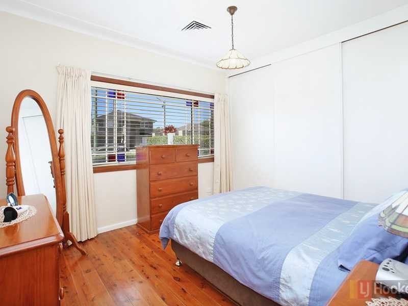 50 Lance Crescent, Greystanes NSW 2145