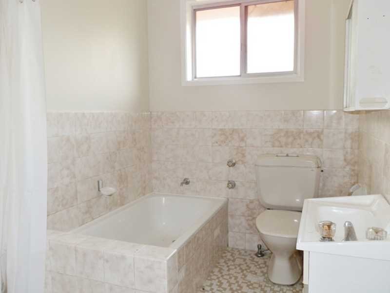 20 Gipps Rd, Greystanes NSW 2145