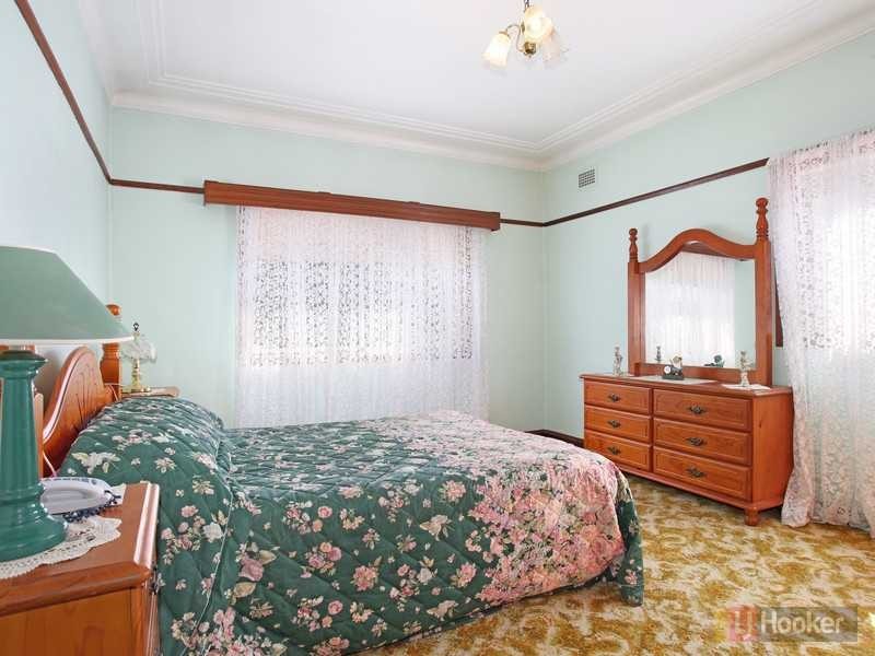 14 Roseberry Street, Merrylands NSW 2160