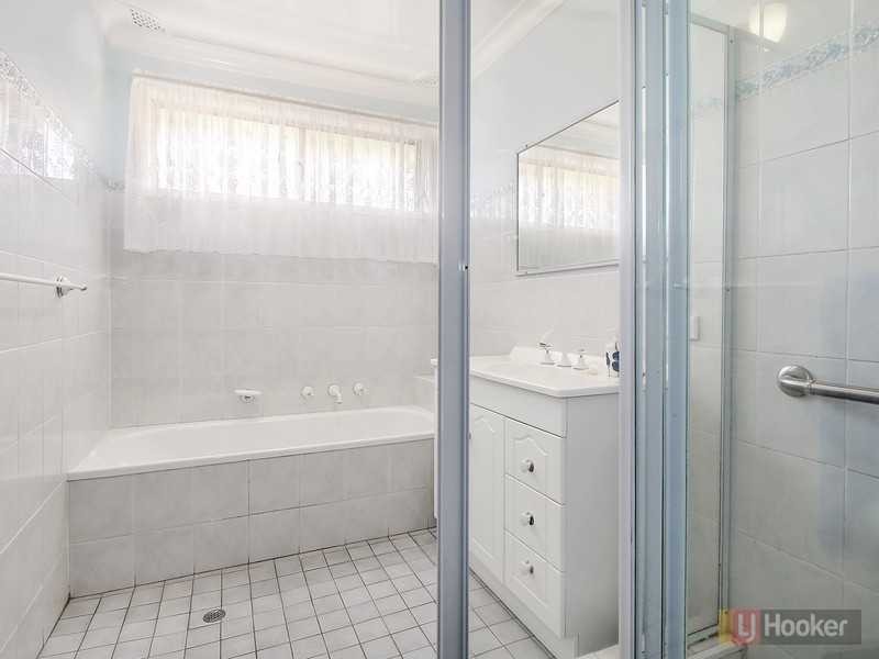 6 Rowe Place, Greystanes NSW 2145