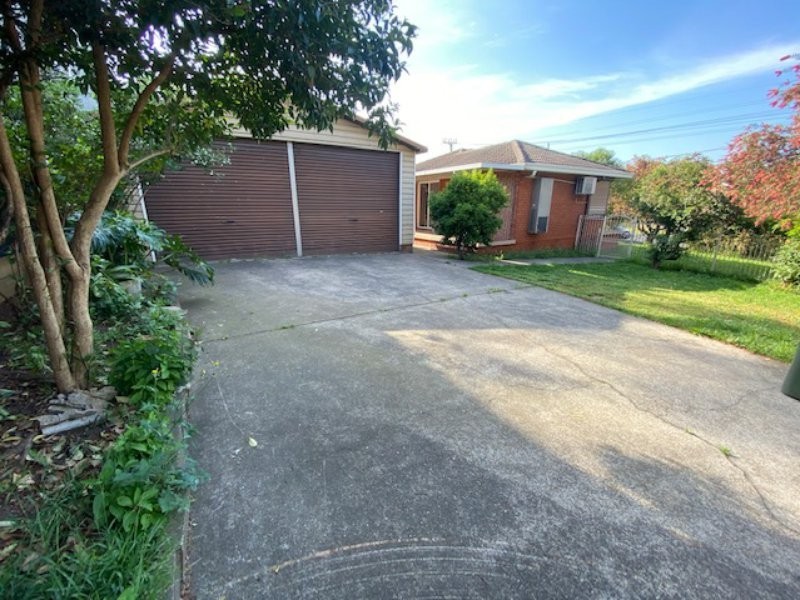 883 MERRYLANDS ROAD, Greystanes NSW 2145