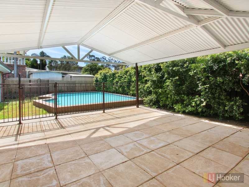 17 Rosewood Drive, Greystanes NSW 2145