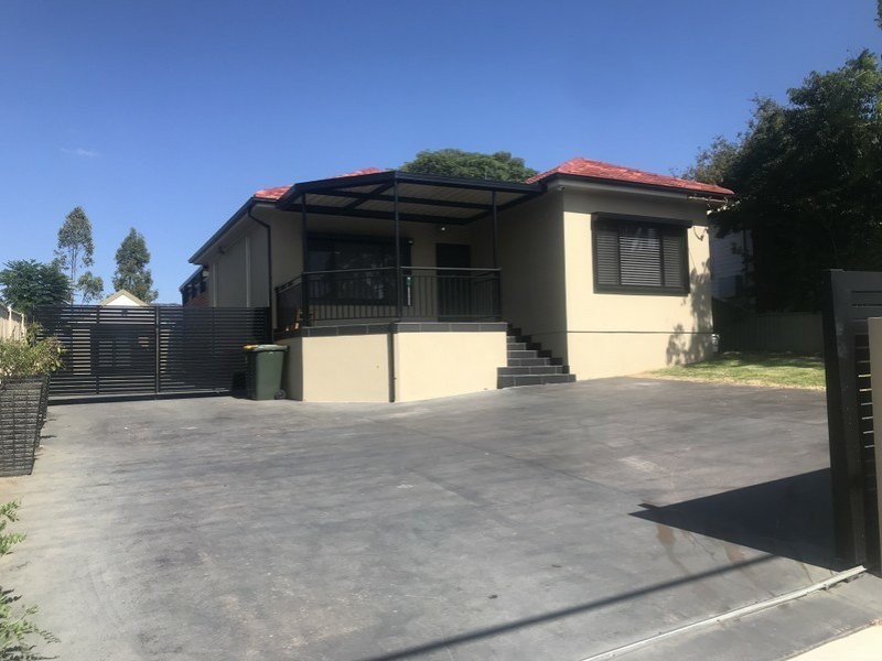 13 PENDLE WAY, Pendle Hill NSW 2145