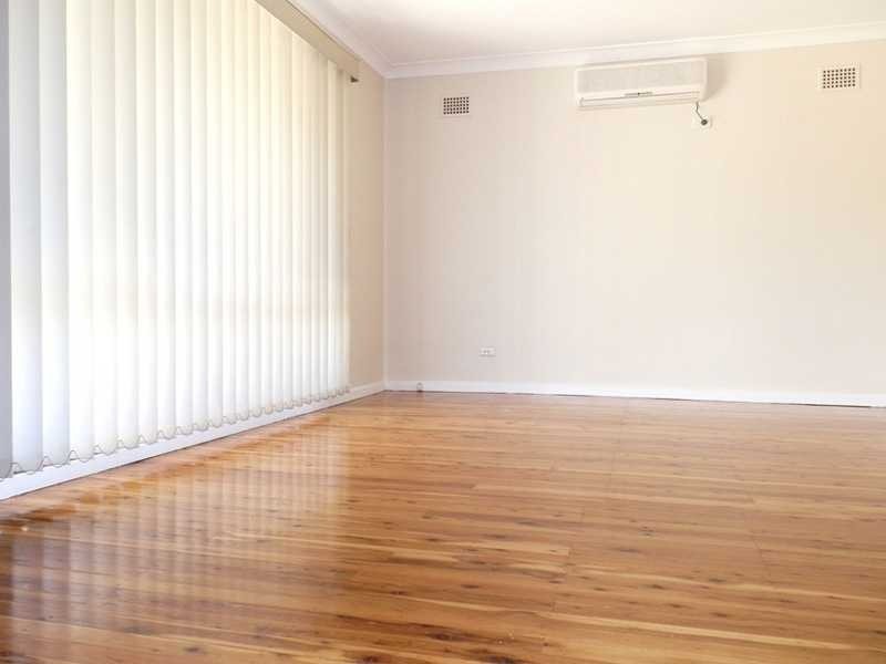 20 Tulip St, Greystanes NSW 2145