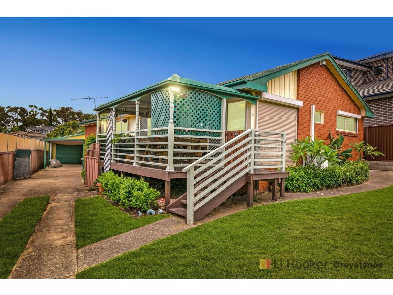 17 Sapphire Street, Greystanes NSW 2145
