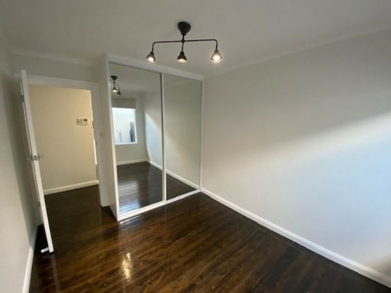 1 ROWE PLACE, Greystanes NSW 2145