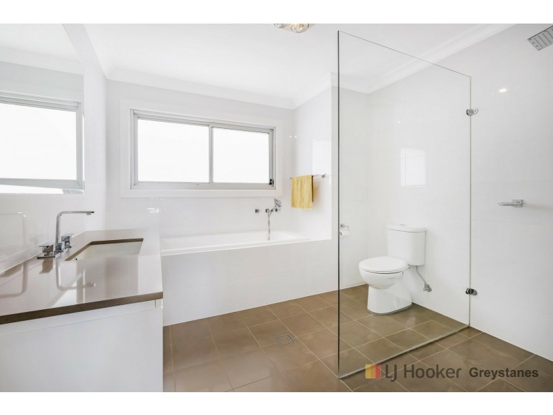 39 Vernon Street, Greystanes NSW 2145