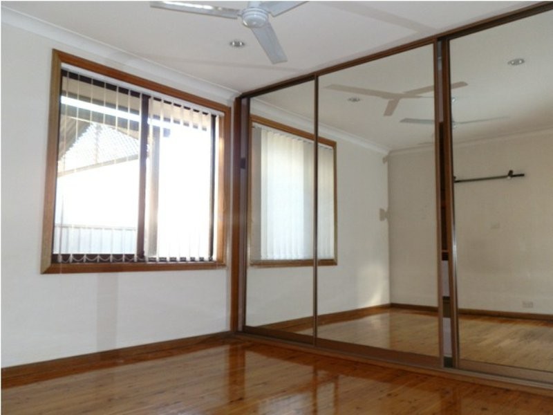 40 BENAUD STREET, Greystanes NSW 2145