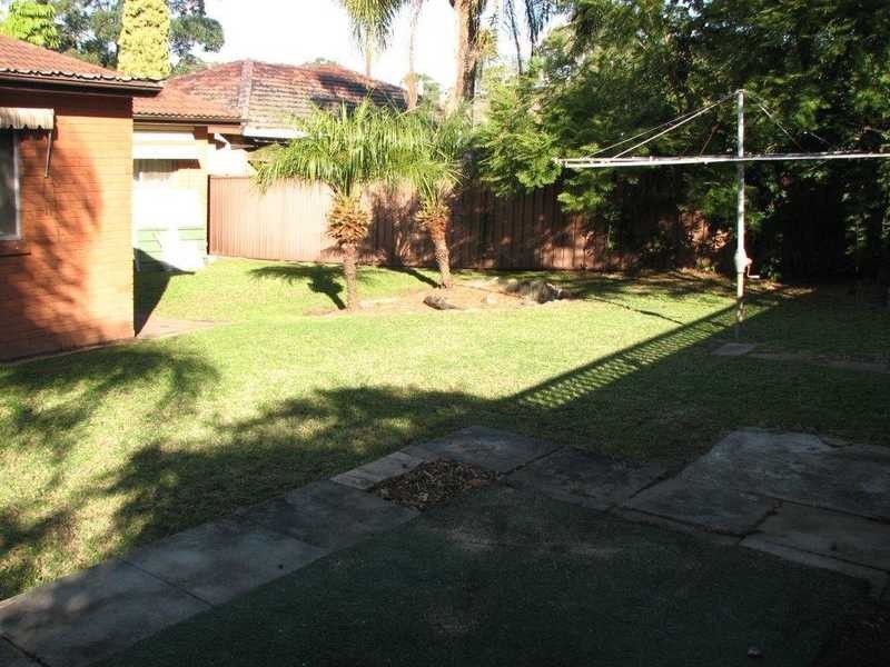 13 Bambil Street, Greystanes NSW 2145