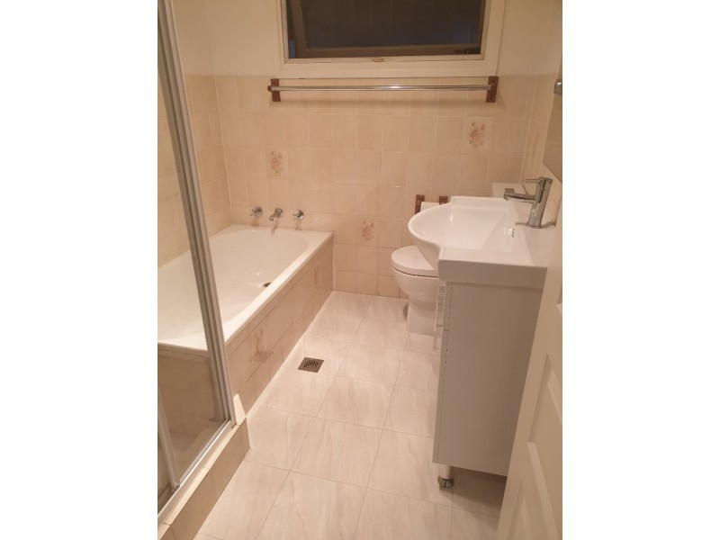 83 RUNYON AVENUE, Greystanes NSW 2145