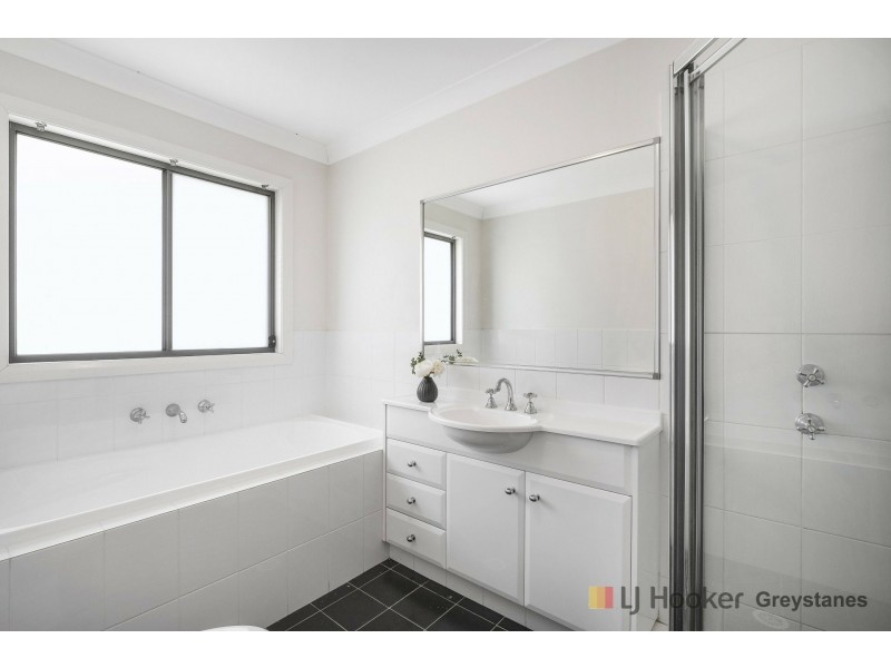 8 Lisk Road, Pemulwuy NSW 2145