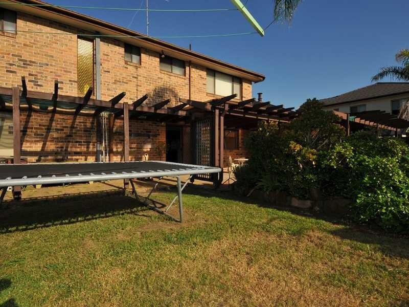 27 Casino Road, Greystanes NSW 2145