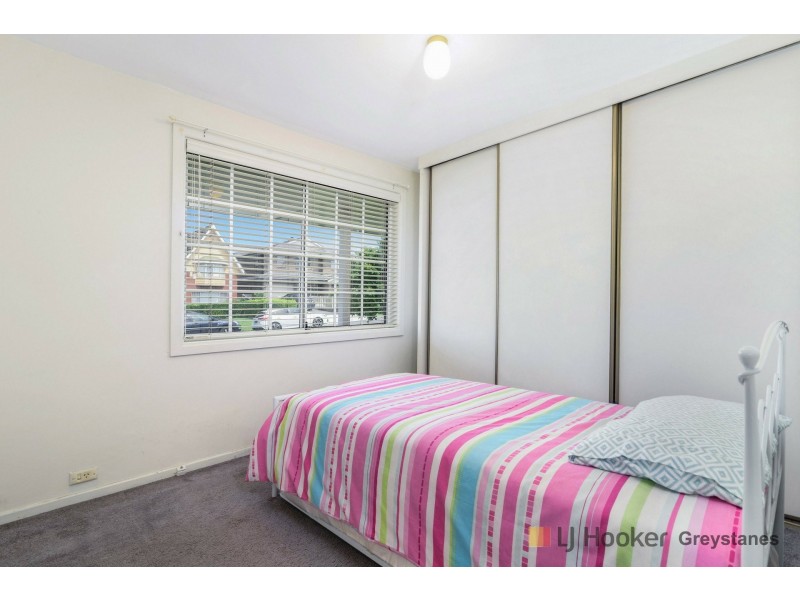 9 Howard Street, Greystanes NSW 2145