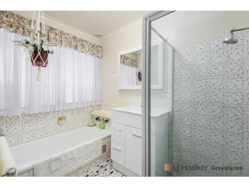 20 Roberta Street, Greystanes NSW 2145