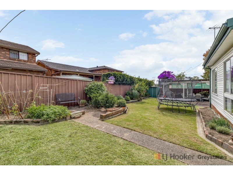 12 Wayne Crescent, Greystanes NSW 2145