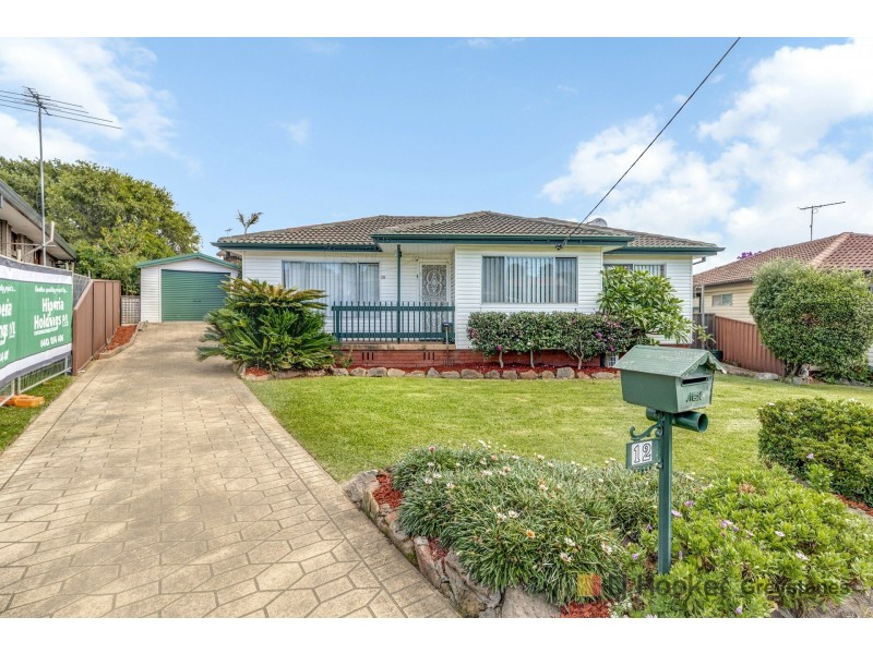 12 Wayne Crescent, Greystanes NSW 2145