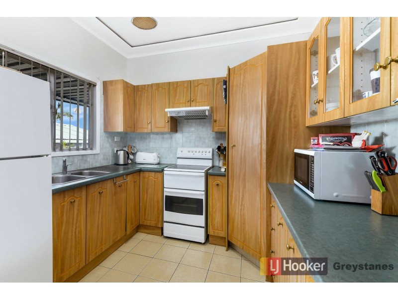 37 Damien Avenue, Greystanes NSW 2145