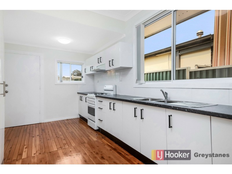 4 LEONARD AVENUE, Greystanes NSW 2145