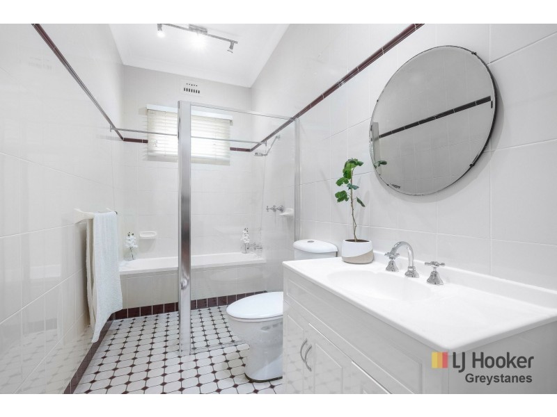 27 Queen Street, Granville NSW 2142