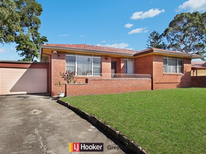 10 RONALD PLACE, Guildford NSW 2161