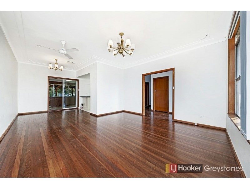 10 RONALD PLACE, Guildford NSW 2161